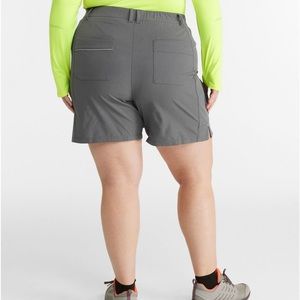 MOUNTAIN HARDWARE Shorts Womens Size 16 Gray Outdoor Hiking